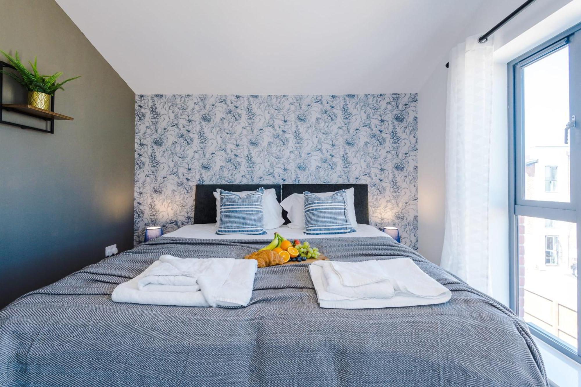 Rest&Recharge At Waterway House Villa Manchester Dış mekan fotoğraf